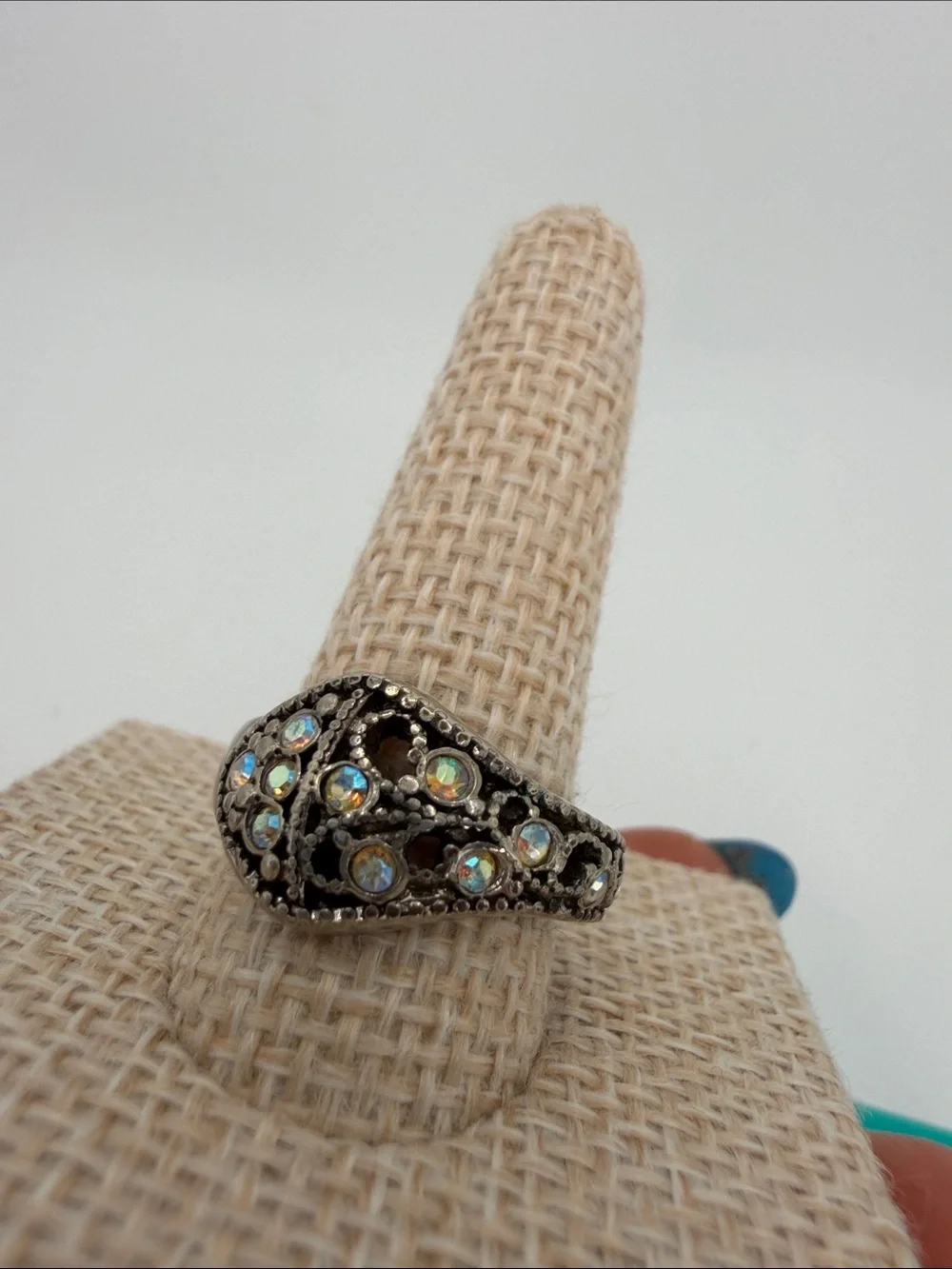 Vintage-Inspired Iridescent Crystal Cluster Pattern Ringin Silver(Vintage Color)